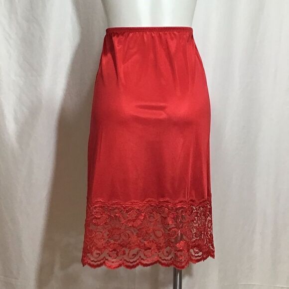 Cabernet Red Slip Skirt Vintage Size Small Made In The U.S.A - Picture 3 of 10